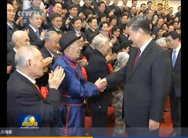 习近平会见全国离退休干部先进集体和先进个人代表